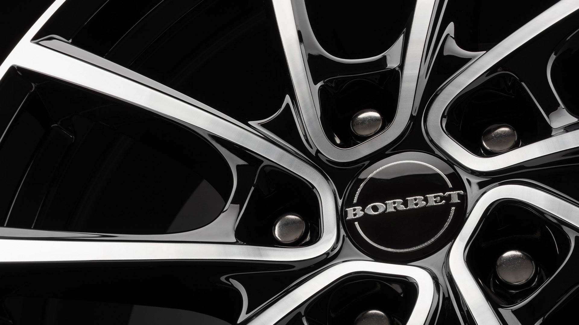 BORBET V black polished glossy Details